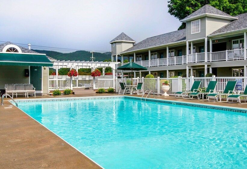 هتل Quality Inn Lake George