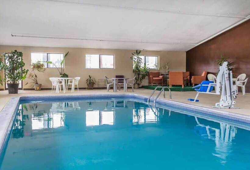 فندق Quality Inn Mount Vernon, Il