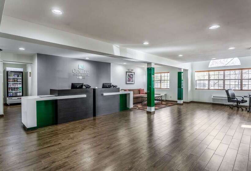 בית מלון כפרי Quality Inn & Suites El Paso I 10