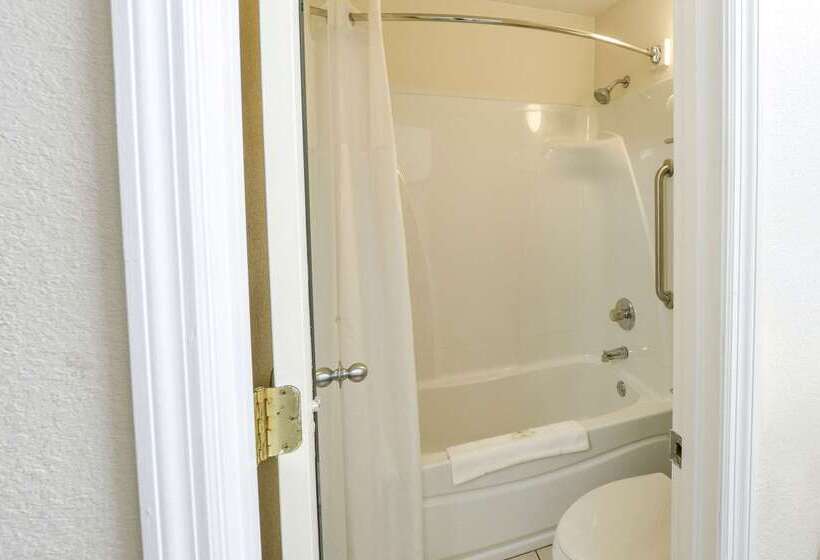 فندق Quality Inn & Suites Hardeeville  Savannah North