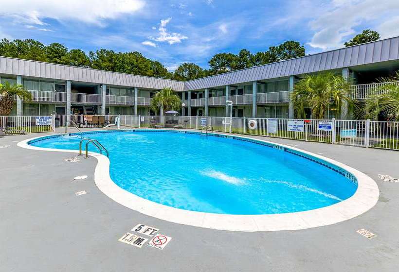 فندق Quality Inn & Suites Hardeeville  Savannah North