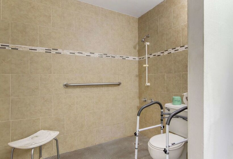 فندق Quality Inn & Suites Hardeeville  Savannah North