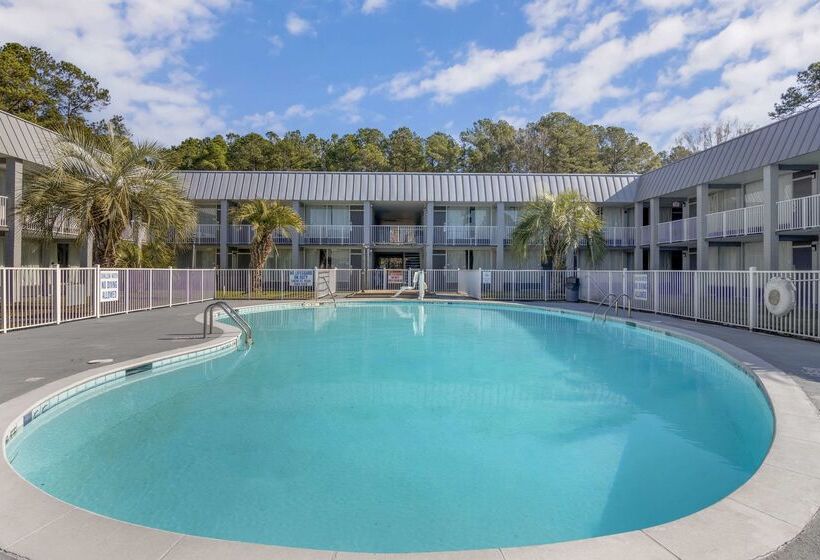 فندق Quality Inn & Suites Hardeeville  Savannah North