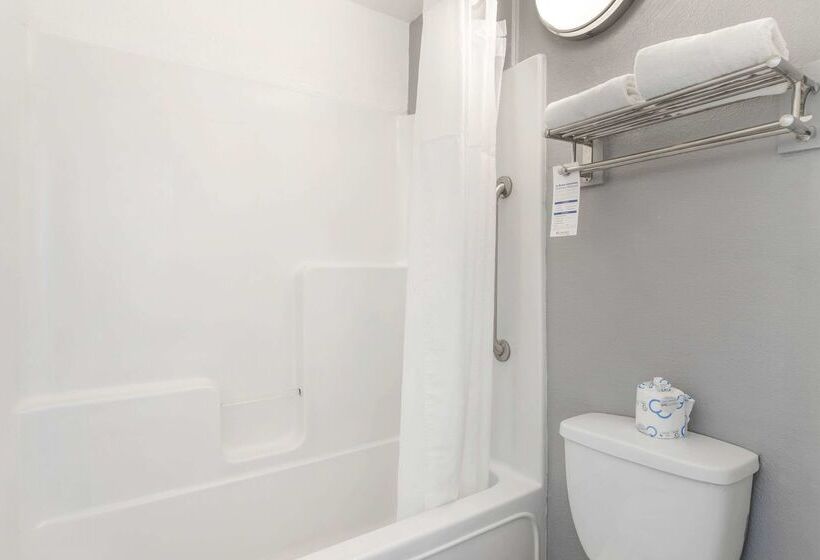 فندق Quality Inn & Suites Hardeeville  Savannah North