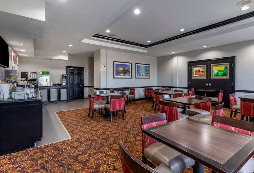 فندق Quality Inn & Suites I 35 E Walnut Hill
