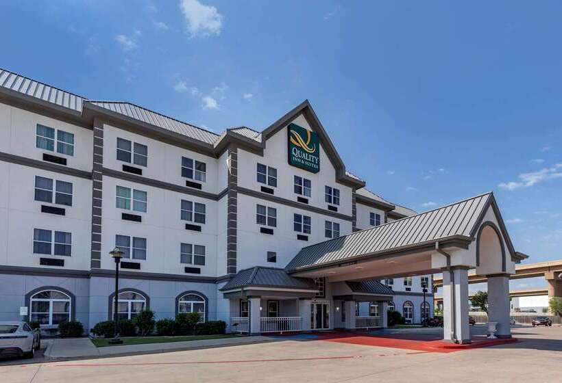 בית מלון כפרי Quality Inn & Suites I 35 E Walnut Hill