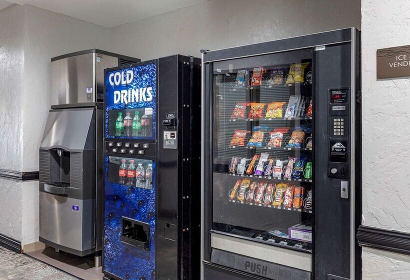 فندق Quality Inn & Suites I 35 E Walnut Hill