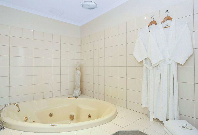 ホテル Quality Inn & Suites The Menzies