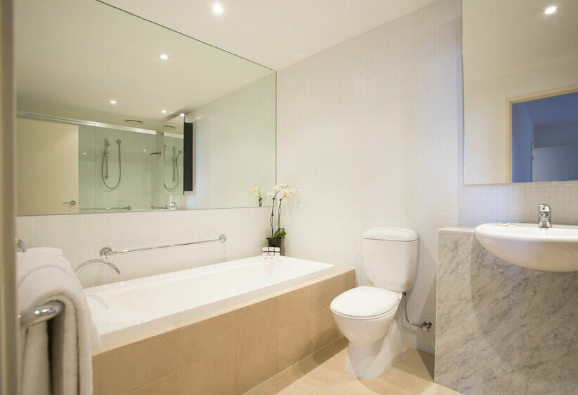 호텔 Ultiqa Little Collins