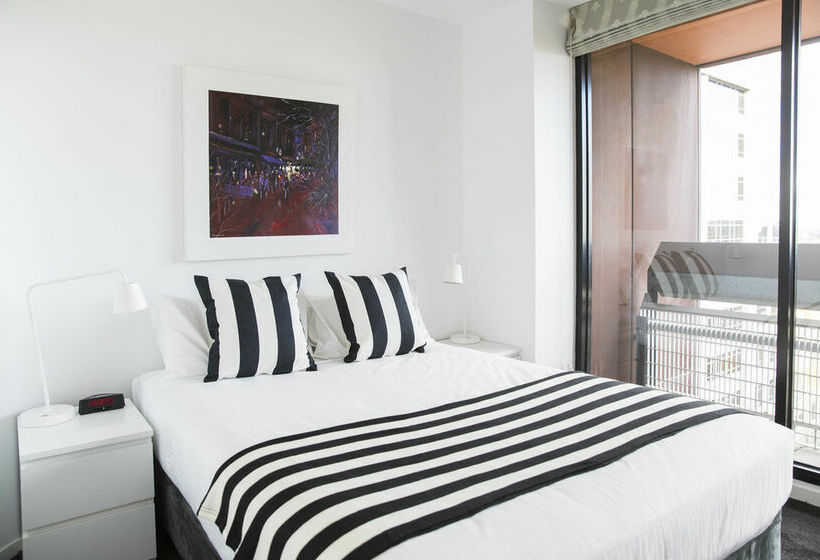 호텔 Ultiqa Little Collins