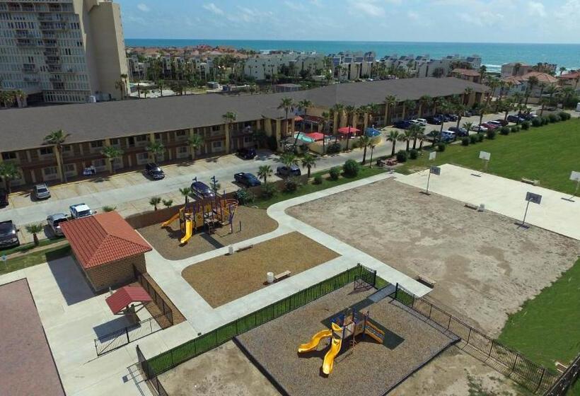 בית מלון כפרי Ramada By Wyndham & Suites South Padre Island