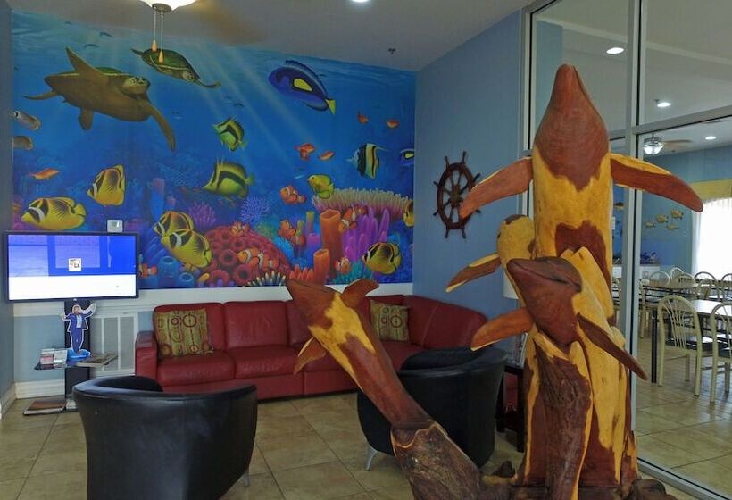 בית מלון כפרי Ramada By Wyndham & Suites South Padre Island