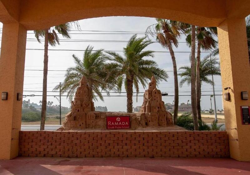 בית מלון כפרי Ramada By Wyndham & Suites South Padre Island