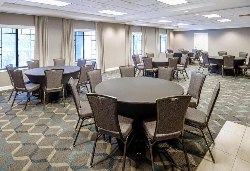 هتل Residence Inn By Marriott Chicago Oak Brook