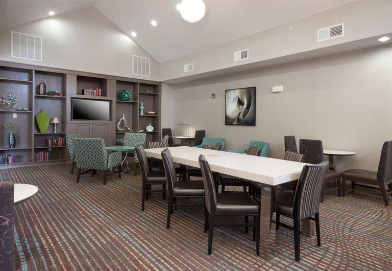 هتل Residence Inn Des Moines West At Jordan Creek Town Center