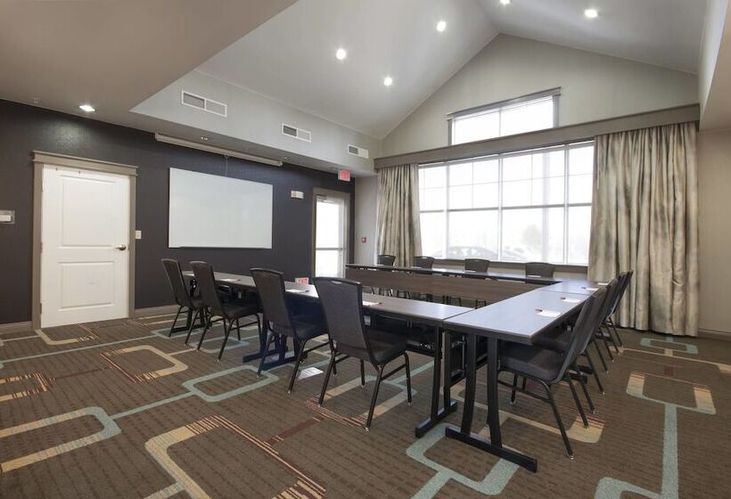 בית מלון כפרי Residence Inn Des Moines West At Jordan Creek Town Center