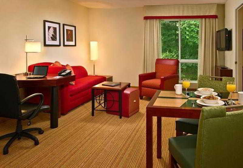 בית מלון כפרי Residence Inn Durham Research Triangle Park