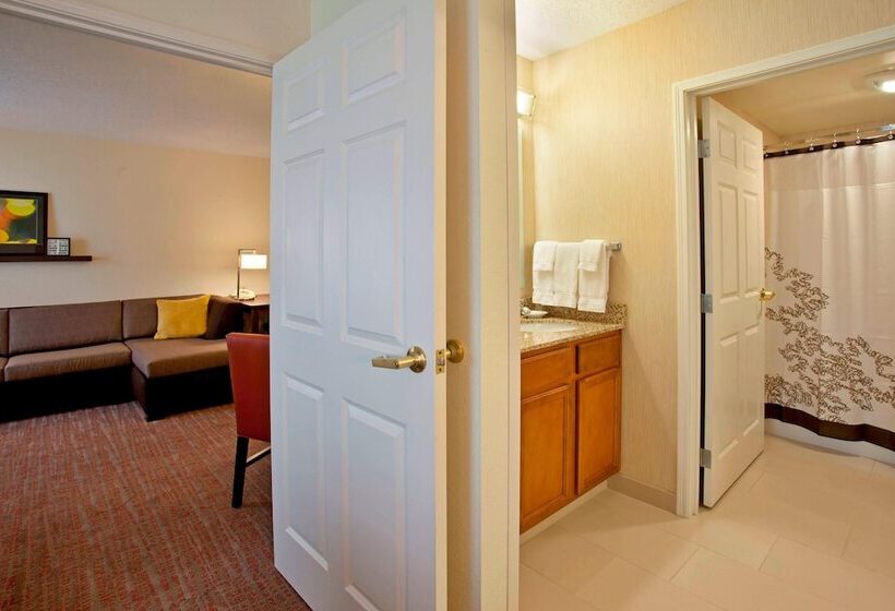 هتل Residence Inn Fort Wayne Southwest