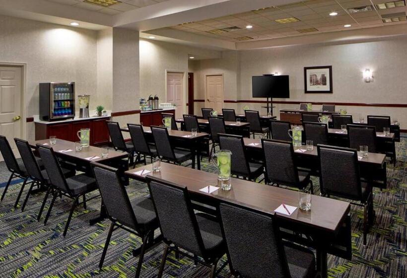 هتل Residence Inn Milwaukee Downtown