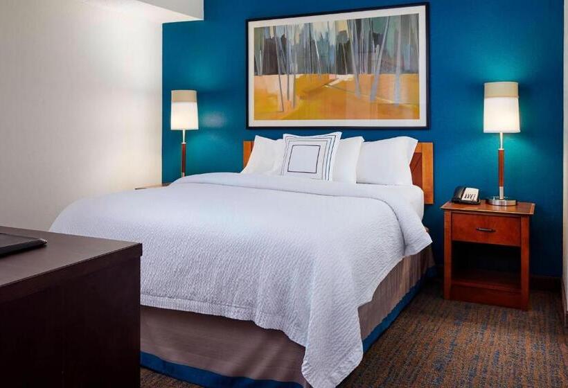 هتل Residence Inn Saint Louis Airport / Earth City