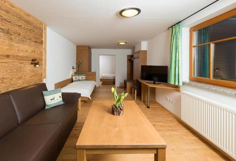 ホテル Restaurant Forellenbach