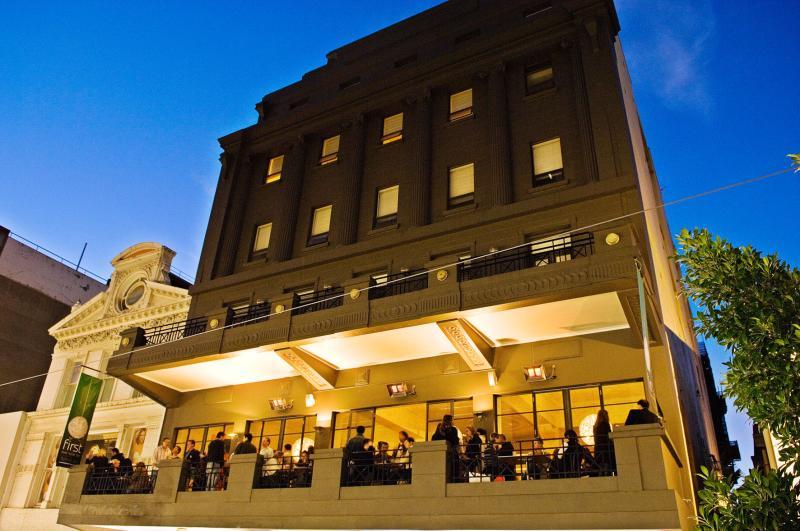 فندق Richmond On Rundle Mall