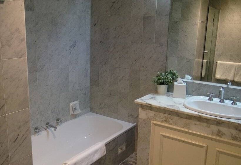 فندق Richmond On Rundle Mall