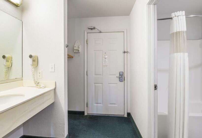 فندق Rodeway Inn Decatur