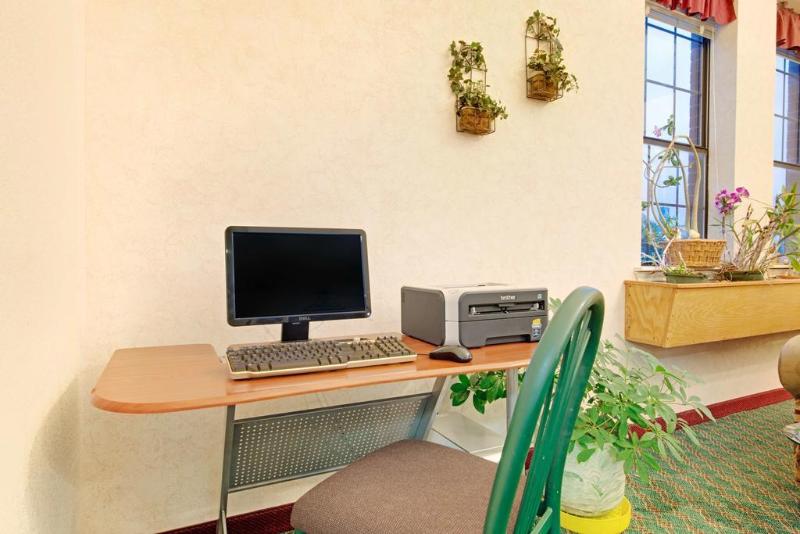 فندق Rodeway Inn Decatur