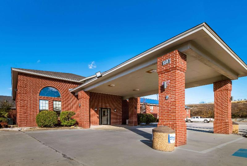 فندق Rodeway Inn Decatur