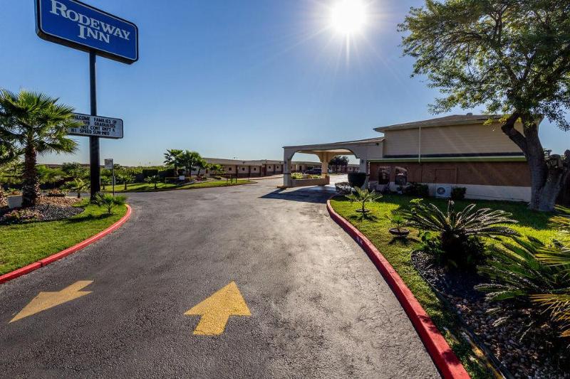 Отель Rodeway Inn San Antonio Lackland Afb  Seaworld