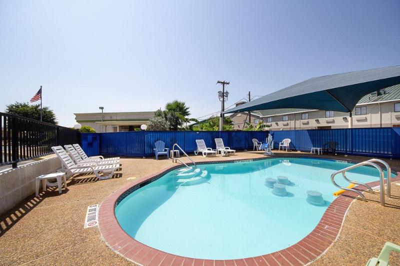 Отель Rodeway Inn San Antonio Lackland Afb  Seaworld