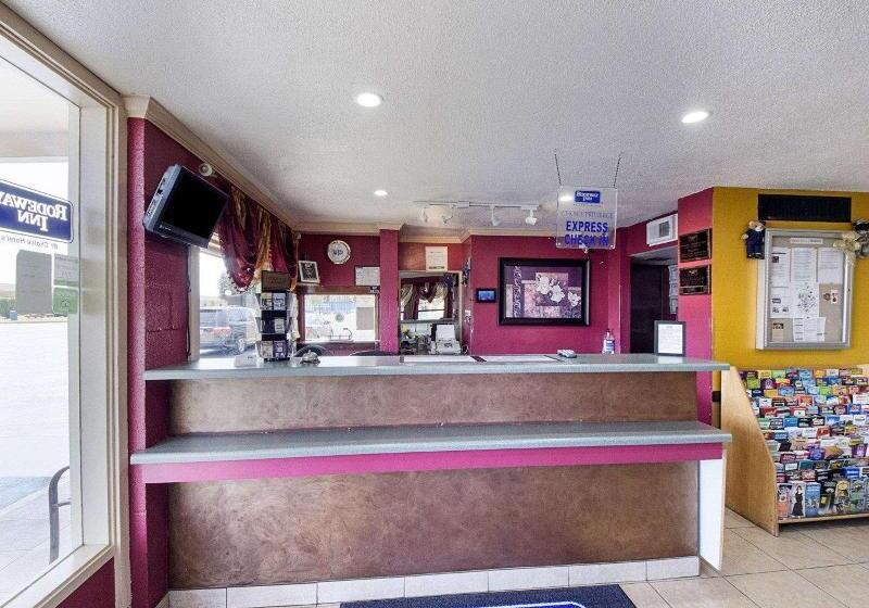Отель Rodeway Inn San Antonio Lackland Afb  Seaworld