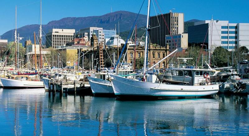 ホテル Salamanca Suites