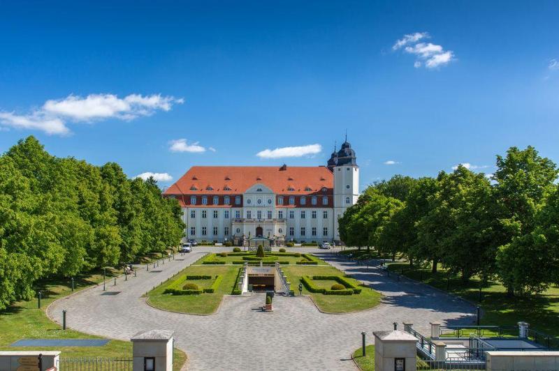 酒店 Schloss Fleesensee