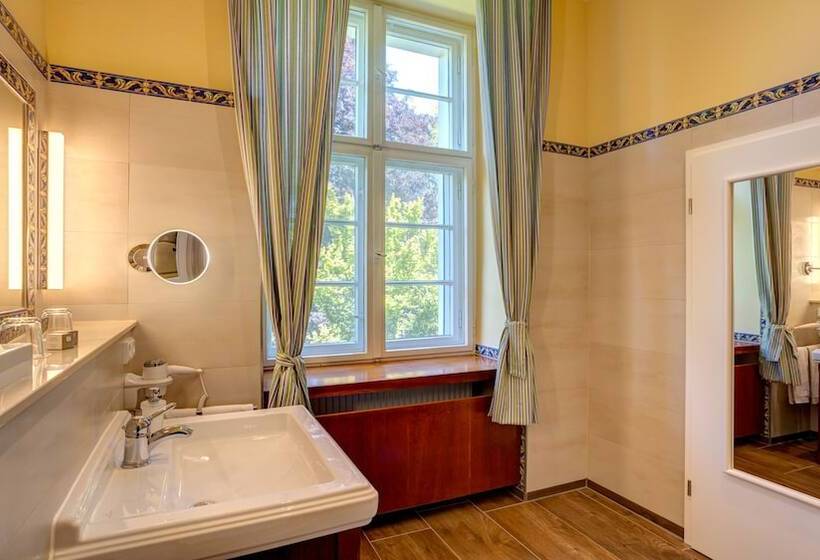 ホテル Schloss Lübbenau