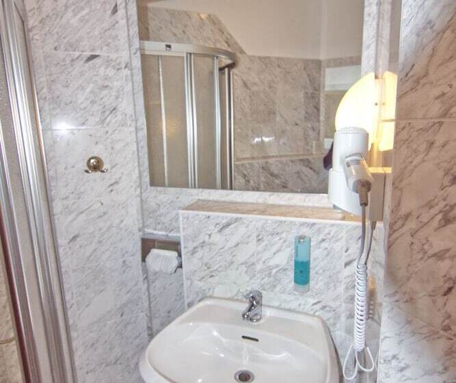 酒店 Sächsischer Hof