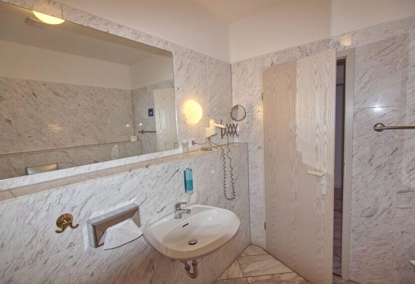 酒店 Sächsischer Hof