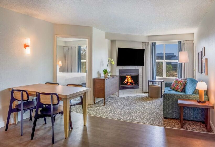ホテル Sonesta Es Suites San Francisco Airport Oyster Point Waterfront