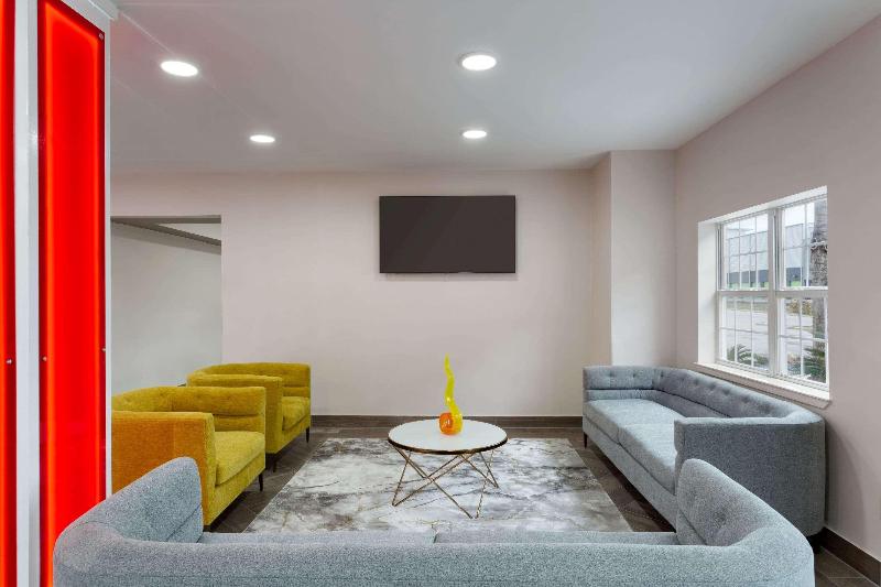 酒店 Super 8 By Wyndham San Antonio Airport North