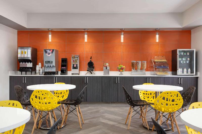 酒店 Super 8 By Wyndham San Antonio Airport North