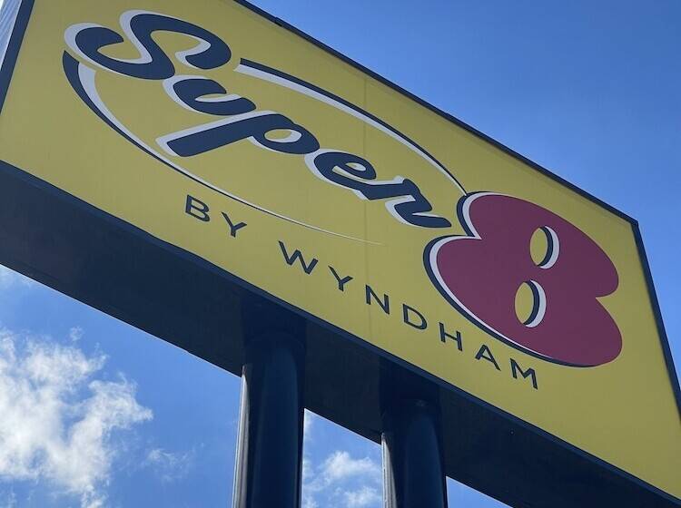 בית מלון כפרי Super 8 By Wyndham San Antonio Downtown Ne