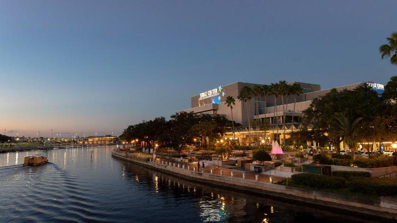 فندق Tampa Marriott Water Street