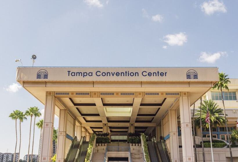 فندق Tampa Marriott Water Street
