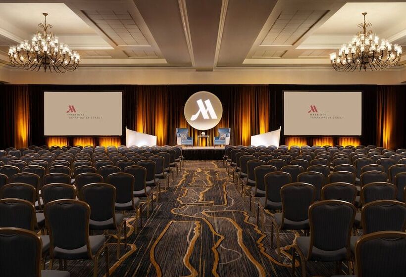 فندق Tampa Marriott Water Street