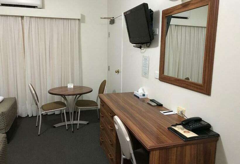 בית מלון כפרי The Kidman Wayside Inn