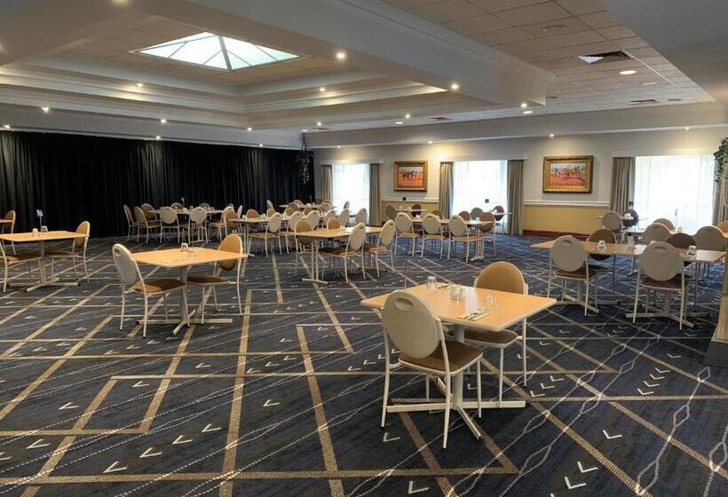 בית מלון כפרי The Kidman Wayside Inn