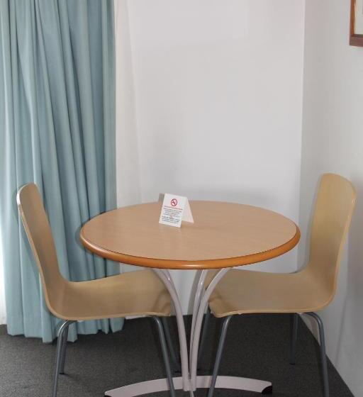 בית מלון כפרי The Kidman Wayside Inn