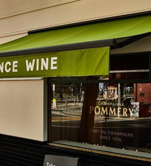 ホテル The Prince