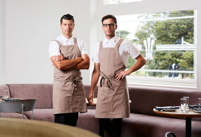 ホテル The Prince